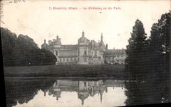 CPA Chantilly Oise Le Chateau vu du Parc 