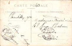 CPA Chantilly Oise Le Chateau vu du Parc 