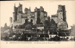 CPA Chateau de Pierrefonds Les Ruines avant la Restauration 