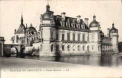 CPA Chateau de Chantilly Facade Nord Est 