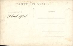 CARTE PHOTO Homme en toge