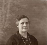 CARTE PHOTO Femme Pommerol