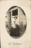 CARTE PHOTO Femme Chein Mme Bruneau