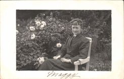 CARTE PHOTO Femme Maggy