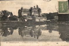 CPA Pierrefonds Le Chateau et le Lac 
