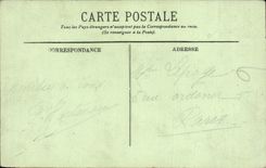 CPA Pierrefonds Le Chateau La Statue du duc d'Orleans Fondateur du château