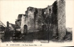 CPA Compiegne La Tour Jeanne d'Arc 