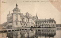 CPA Chateau de Chantilly Partie regardant la Ville 