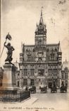 CPA Compiegne Place de l'Hotel de Ville 