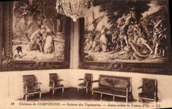 CPA Chateau de Compiegne Galerie des Tapisseries Jason enleve la Toison d'Or 