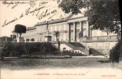 CPA Compiegne le Chateau vue d'un coin du Parc 