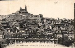CPA Marseille vue generale sur N d de la Garde 