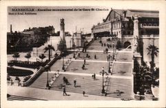 CPA Marseille Escalier monumental de la Gare St Charles 