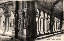 CPA Arles Cloitre St Trophime Motif d'Angle XII S 