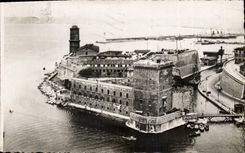 CPA Marseille le Fort Saint Jean et entree du Bassin de la Joliette 