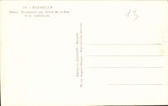 CPA Marseille Pharo Monument aux Heros de la Mer et la Cathedrale