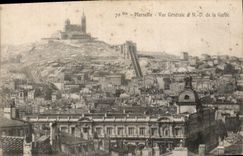 CPA Marseille vue generale et N D de la Garde 