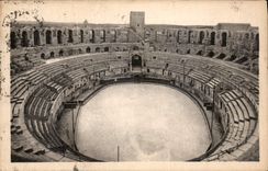 CPA Arles l'Interieur des Arenes 