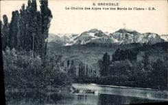 CPA Grenoble la Chaine des Alpes vue des Bords de l'Isere 