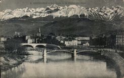 CPA Grenoble les Quais et la Chaine des Alpes 