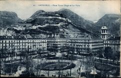 CPA Grenoble place Victor Hugo et les Forts 