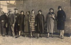 CARTE PHOTO Femmes Reims