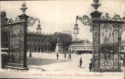 CPA Nancy Grilles de Jean Lamour Place et Statue Stanislas 