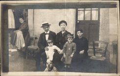 CARTE PHOTO Famille Chien