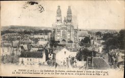 CPA Tours I et L la Cathedrale St Gatien construite durant 3 siecle de 1170 a 1547 