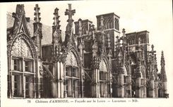 CPA Chateau d'Amboise Facade sur la Loire Lucarnes 