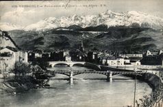 CPA Grenoble panorama des Quais et les Alpes 