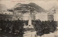 CPA Grenoble la Place Victor Hugo 