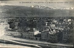 CPA Grenoble vue generale et le Massif du Taillefer 