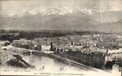 CPA Grenoble vue generale et la chaine des Alpes 
