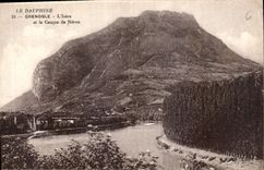 CPA Le Dauphine Grenoble l'Isere et le Casque de neron 