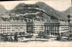CPA Grenoble La Place Victor Hugo et les Forts 