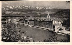 CPA Grenoble Isere Vue generale et la Chaine de Belledonne 