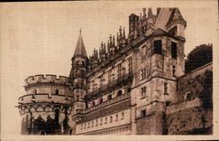 CPA Amboise Le Chateau La Tour Charles VIII et Balcon de fer forge ou furent pendus les conjures 