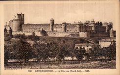 CPA Carcassonne la Cite au Nord Est 