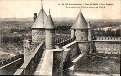 CPA La Cite de Carcassonne Tour du Moulin et Tour Mipadre Emplacement du Theatre Antique de la Cite 