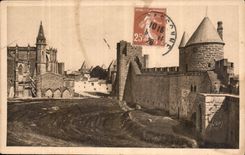 CPA Carcassonne Remparts Interieurs l'Eglise Saint Nazaire 