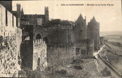 CPA Cite de Carcassonne Montee de la Porte d'Aude 
