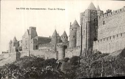 CPA La Cite de Carcassonne Tour de l'Eveque 