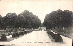 CPA Parc de Versailles Parterre du Nord et la Pyramide 