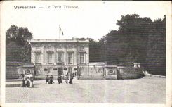 CPA Versailles le Petit Trianon 