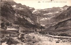 CPA Gavarnie le Gave et le Cirque 