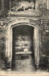 CPA Amboise le chateau porte de l'Ancien Jeu de Pauine contre laquelle Charles VIII se blessa mortel