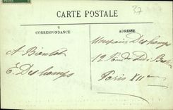 CPA Tours la Place des Arts les Squares Rabelais et Descartes la loire et le Pont de Pierre 