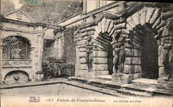 CPA Palais de Fontainebleau La Grotte des Pins 