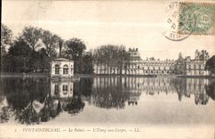 CPA Fontainebleau Le Palais L'Etang aux Carpes 
